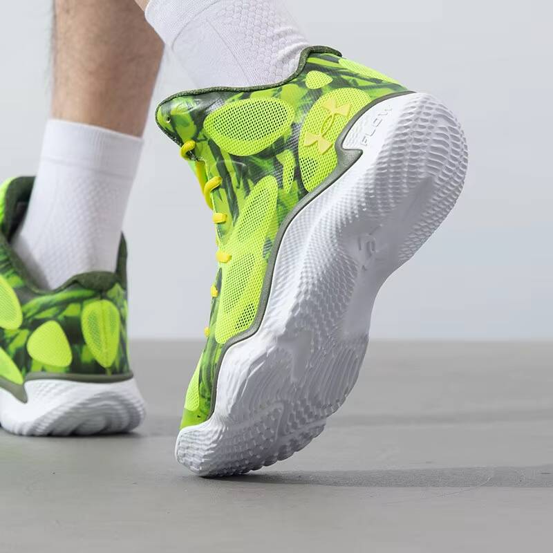 Neue Under Armour Herren Sport – Men Shoes Under 300 Bewertung und Preis